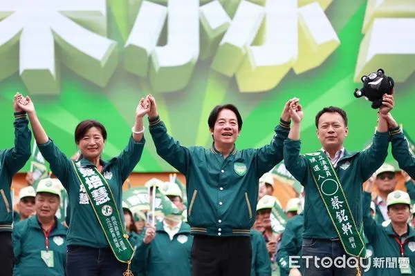 ▲民進黨賴清德、蔡培慧、蔡銘軒南投聯合競總成立。(圖/蔡培慧服務團隊提供,下同)