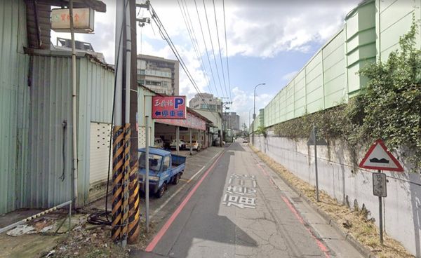 ▲▼福德三路(中興路至同興路)道路現況。(圖/新北市政府提供)