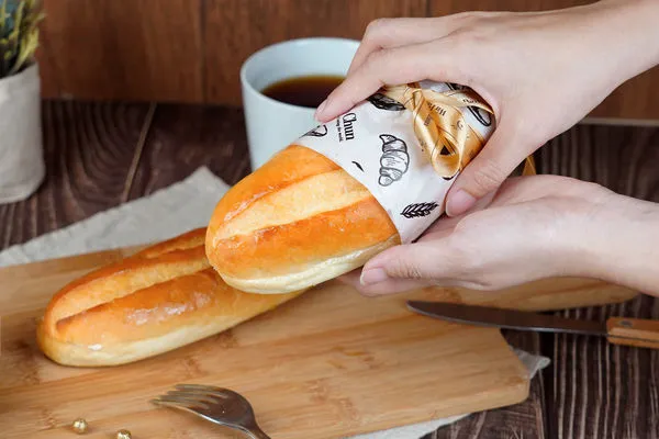 ▲▼7-11攜手世界麵包冠軍吳寶春,打造「極地冰心維也納軟法」麵包開放限量預購。(圖/業者提供)