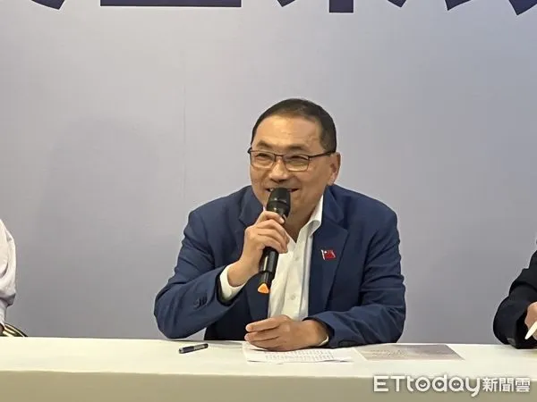 ▲▼侯友宜召開臨時記者會最後喊話。(圖/記者陳煥丞攝)