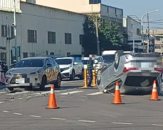 ▲和美發生3車車禍事故。(圖/彰化踢爆網提供)