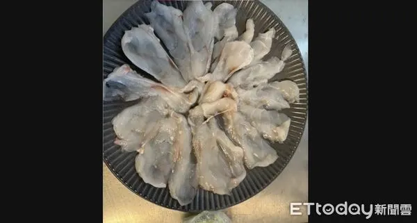 ▲河豚生魚片。(圖/南投縣衛生局提供)