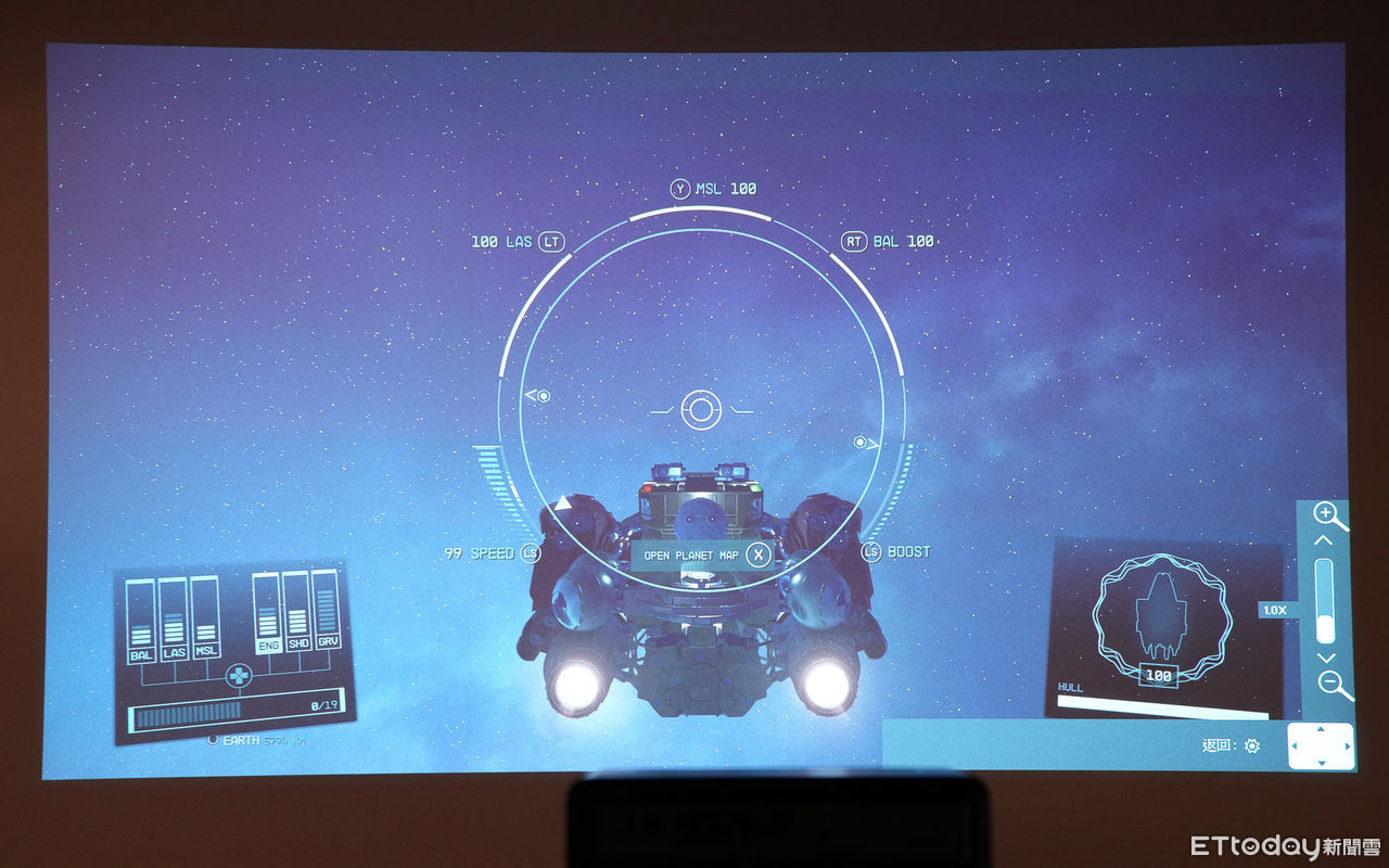 ▲▼ ViewSonic業界首款Xbox專用投影機　超高120Hz更新率玩遊戲更爽快。（圖／記者樓菀玲攝）
