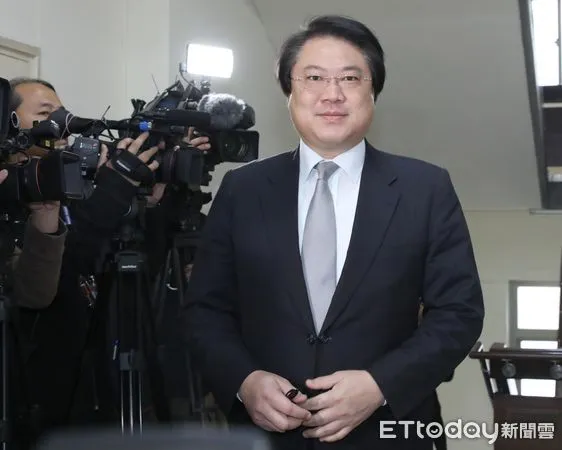 ▲內政部長林右昌 立法院內政委員會。(圖/記者屠惠剛攝)