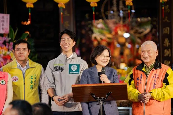 ▲▼蔡英文6日輔選吳崢。(圖/吳崢辦公室提供)