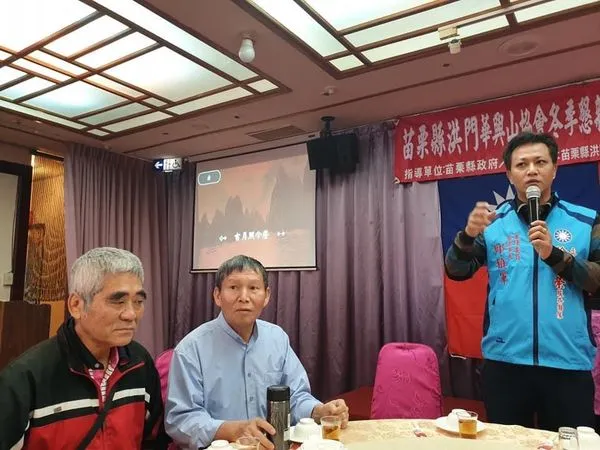 ▲▼李正皓今天指控邱鎮軍是「洪門大哥」。(圖/李正皓提供)