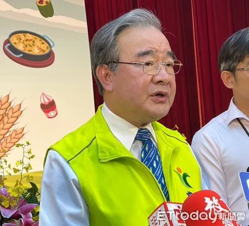 ▲農糧署長胡忠一批評陸方罔顧國際慣例,國際貿易手段通常都是自己說了就算。(圖/記者楊惠琪攝)