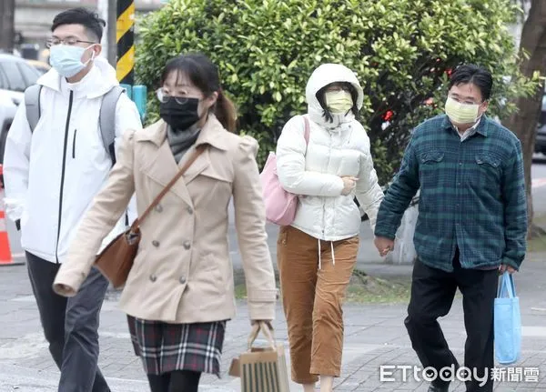 ▲▼天氣 強烈大陸冷氣團 寒流 低溫 寒冷 冬衣。(圖/記者屠惠剛攝)