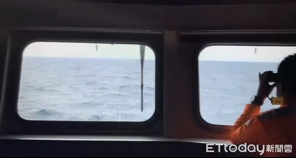 ▲▼海虎潛艦官兵落海失蹤,海巡署全力搜救 。(圖/記者賴文萱翻攝)