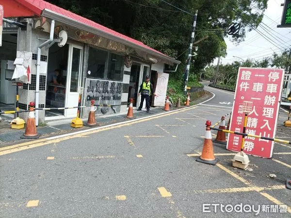 ▲里港警分局加強跨年晚會暨元旦連假交通疏導 。(圖/記者陳崑福翻攝)