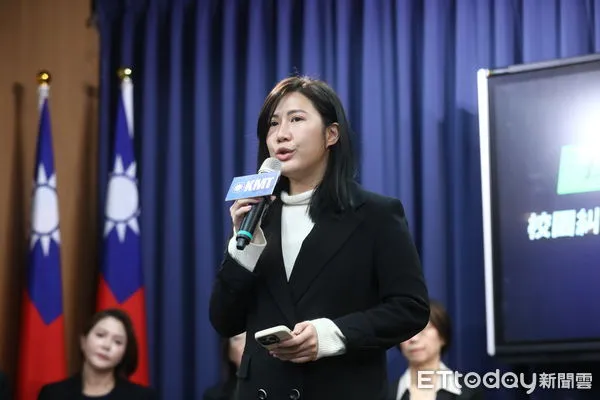 ▲國民黨市議員柳采葳出席「孩子的安全誰來守護? 校園糾紛遭刺亡,社會安全網大破洞」記者會。(圖/記者林敬旻攝)