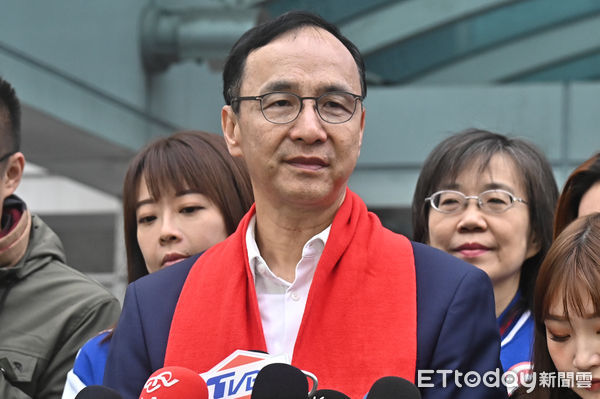 ▲▼朱立倫出席113年國民黨元旦升旗活動。(圖/記者李毓康攝)