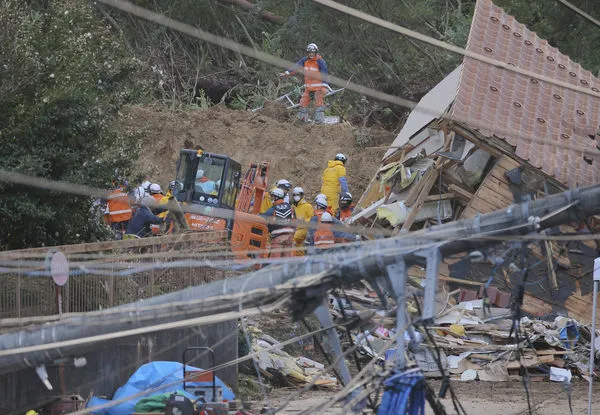 ▲▼ 石川縣能登7.6強震過後,穴水町仍有多人被埋。(圖/達志影像/美聯社)