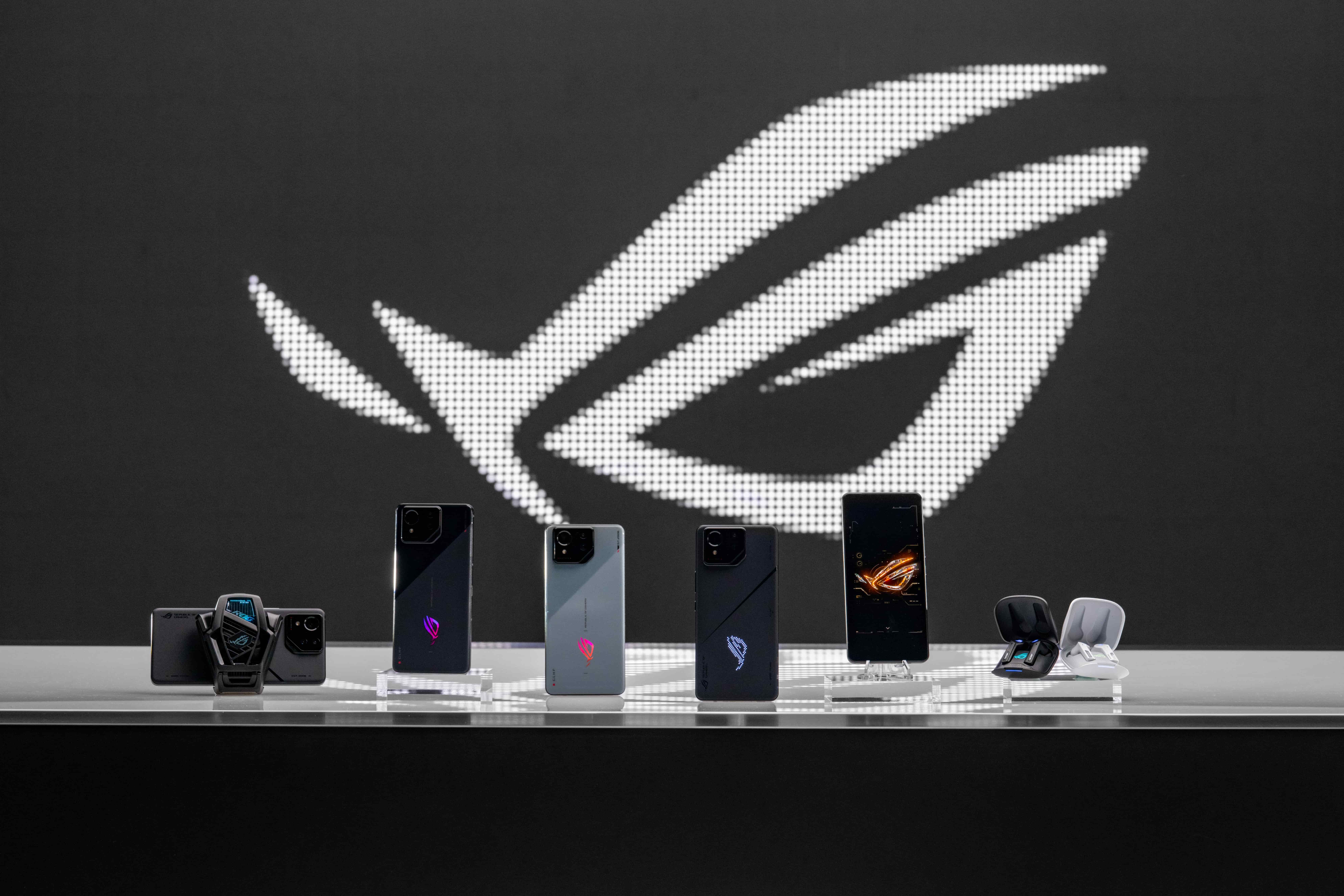 ▲▼華碩Asus筆電收購ROG Phone 8 Series在CES發表會中現身。（圖／華碩提供）