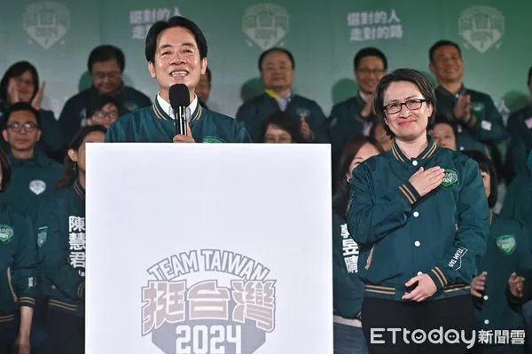 ▲▼2024民進黨總統大選開票之夜,賴蕭配宣布勝選,賴清德與蕭美琴上台向台下支持者致意。(圖/記者李毓康攝)