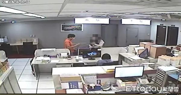 ▲▼新北1名謝姓男子酒駕又慣性交通違規,積欠52萬餘元罰單與稅費被強制執行,姊妹代為繳清保住房產 。(圖/行政執行署新北分署提供)