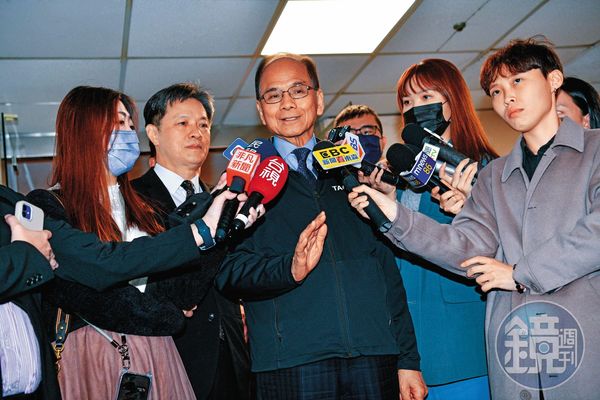 游錫堃尋求連任立法院長,不放棄爭取綠白合逆轉勝出的可能性。
