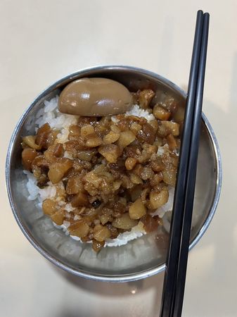 「基隆滷肉飯王者爭霸」燃爆味蕾!36萬網友見證美食盛宴,五大人氣店家奪榮譽!(圖/基隆市政府提供)