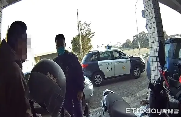 ▲台南市警佳里分局查獲不能安全駕駛通緝犯張姓男子,並查出他酒測值高達0.63mg/l,再依公共危險罪嫌送辦。(圖/記者林東良翻攝,下同)