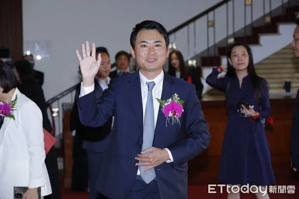 ▲▼第十一屆新國會今(1)開議,圖為民進黨立委陳冠廷。(圖/記者湯興漢攝)