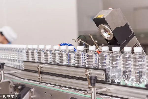 ▲▼瓶裝水。(圖/CFP)