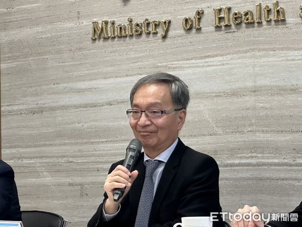 衛福部部長薛瑞元。(圖/記者趙于婷攝)