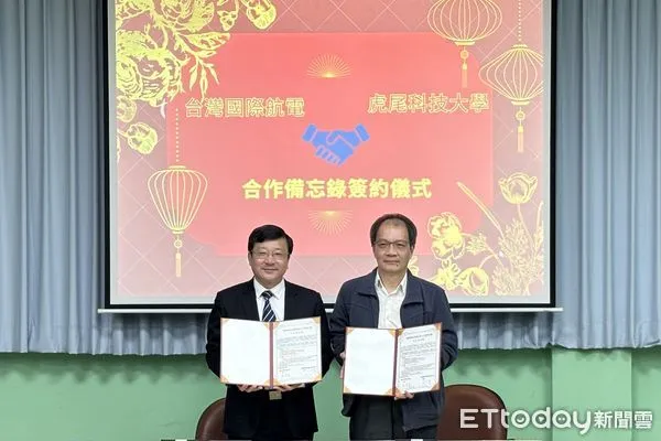 ▲虎科大與Garmin推動5年人才培育,由虎科大校長張信良與Garmin總經理王正偉代表簽署合作。(圖/記者蔡佩旻翻攝)