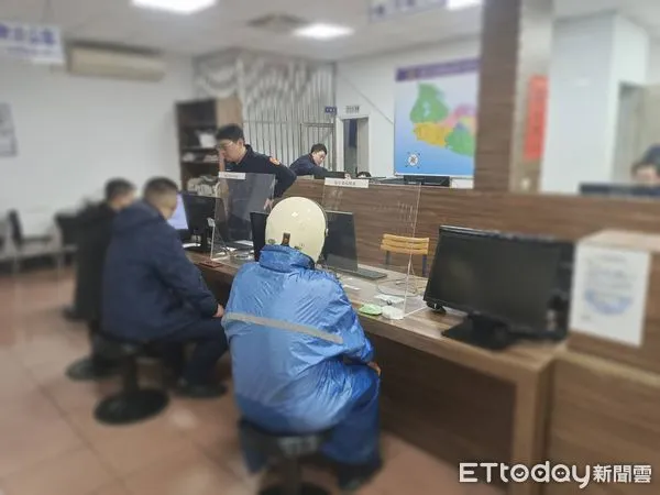 ▲▼許男離家失聯3年,桃園蘆竹警攔檢時意外找到人。(圖/記者陸運陞翻攝)