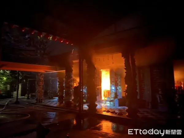 ▲▼士林九蓮寺初一遭祝融。(圖/記者黃宥寧翻攝)