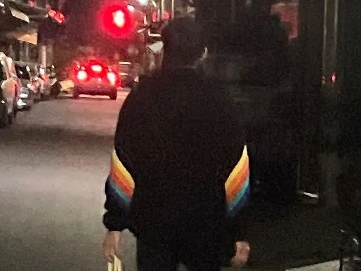 ▲▼小智又要工作又要讀書,經常身心俱疲。台灣世界展望會統計,近2千名高中生畢業被迫就業。(圖/台灣世界展望會提供)