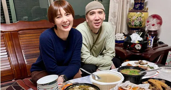 作家H昨(15日)突喊,「我們只想要平靜的生活。」(圖/翻攝自臉書/作家H)