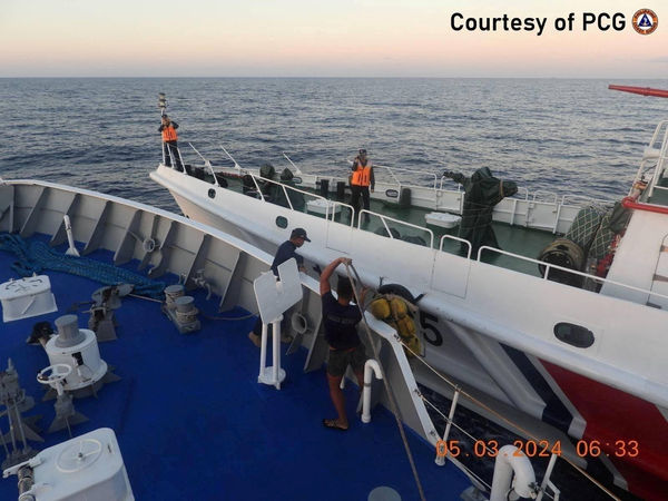 ▲▼菲律賓海巡隊巡邏艇斯丹崗號（BRP Sindangan）5日在南海執行任務，與中國海警船發生碰撞。（圖／路透）