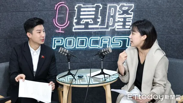 ▲基隆宮廟比便利商店多 百年廟宇光明燈會唱歌。(圖/記者郭世賢翻攝)