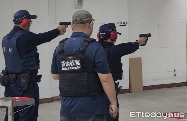 ▲台東縣警局關山分局精實訓練。(圖/記者楊漢聲翻攝)