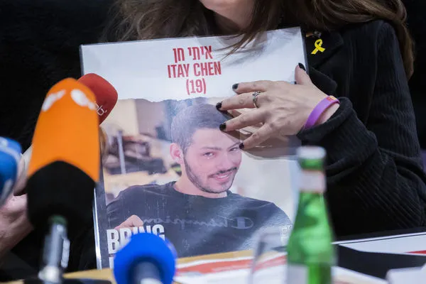 ▲▼19歲美籍以色列士兵陳伊泰(Itay Chen)被證實死亡。(圖/達志影像/美聯社)