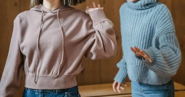 原PO抱怨小姑不幫忙洗衣服,還跟婆婆告狀。(示意圖/Pexels)