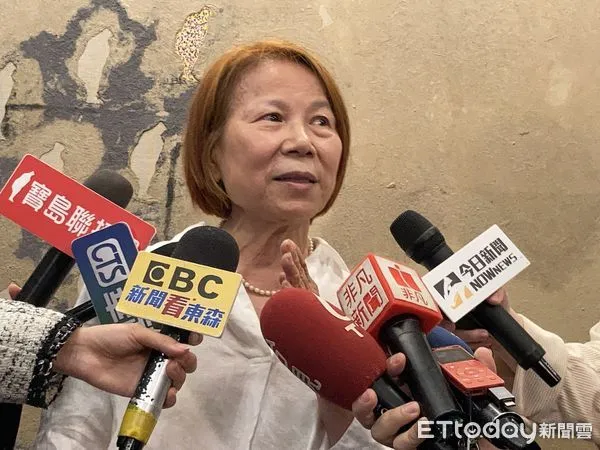 ▲▼疫調專家何美鄉受訪說明米酵菌酸。(圖/記者洪巧藍攝)