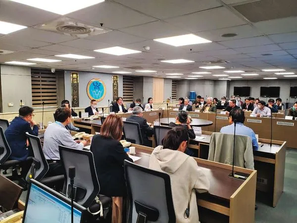 為研判中毒原因,衛福部邀集毒物專家及醫師召開專案會議。(台北市衛生局提供)