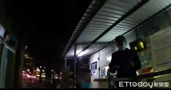 ▲▼拖吊場領車被插隊!男子氣炸報警討公道,下秒竟「當場遭逮」。(圖/記者賴文萱翻攝)