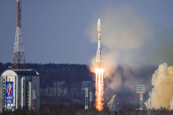 ▲▼俄羅斯火箭「聯盟2.1b號」（Soyuz-2.1b）在東方太空發射場發射。（圖／達志影像／美聯社）