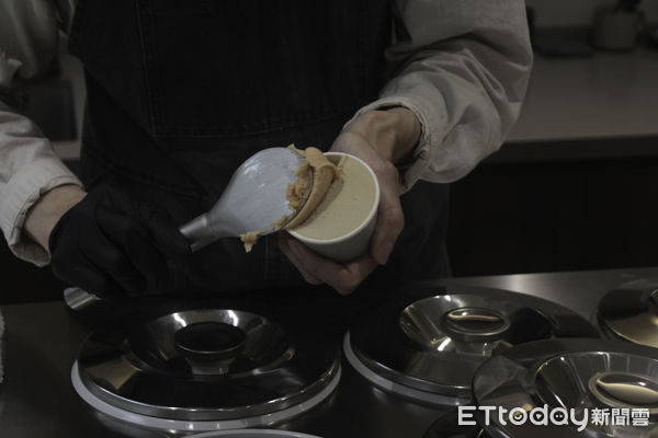 ▲唯一入選必比登的冰淇淋店 MINIMAL春季套餐4/19登場。(圖/記者黃士原攝)