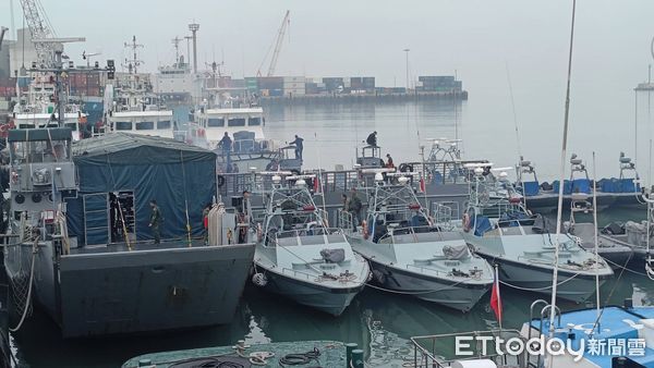 ▲▼ 陸籍貨輪金門外海進水沉沒 。(圖/記者林名揚翻攝)