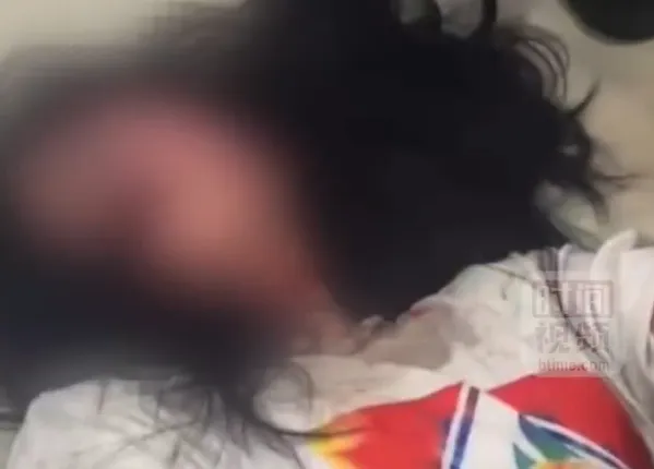 ▲▼國中女學生為躲避霸凌,撿玻璃片割喉。(圖/翻攝自微博)