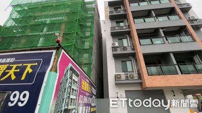 宜蘭新建華廈變「比薩斜塔」！住戶提心吊膽　控建商保麗龍撐牆