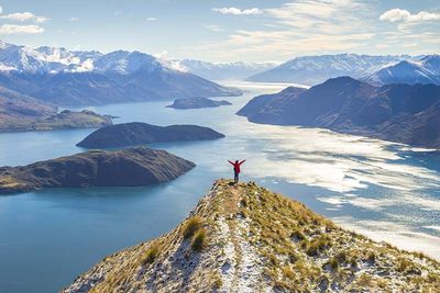 紐西蘭必搭直升機飛高山秘境眺望湖景