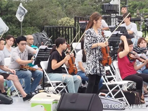 ▲墾管處5月18日日下午於鵝鑾鼻公園入口草原舉辦「山青海闊-燈塔草地音樂會」 。(圖/墾管處提供,下同)