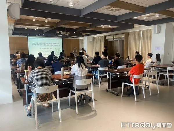 ▲雲林科技大學碳管理及減碳技術人才培訓課程展開。(圖/記者蔡佩旻翻攝)