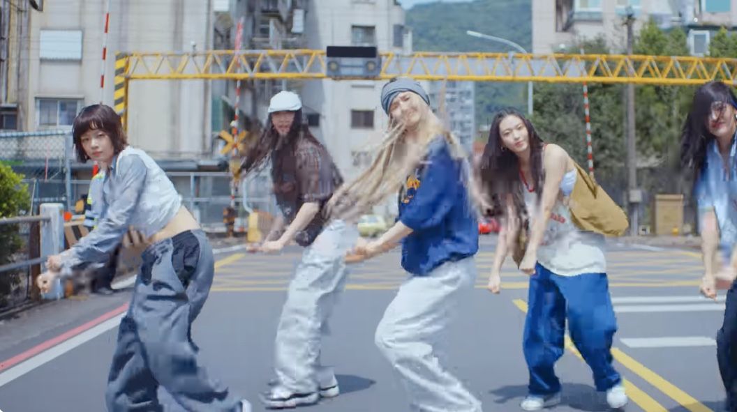 ▲▼南韓人氣女團NewJeans。(圖/翻攝YouTube/HYBE LABELS)