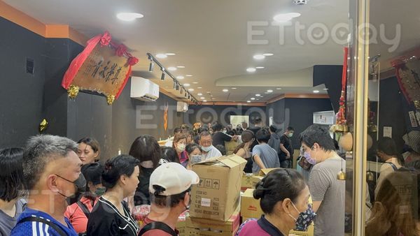 ▲▼高雄團購連鎖超市「尊青」驚傳惡意倒閉 。(圖/記者吳奕靖攝)