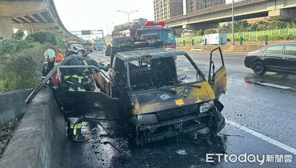 ▲▼ 國道發生火燒車 。(圖/記者戴上容翻攝)